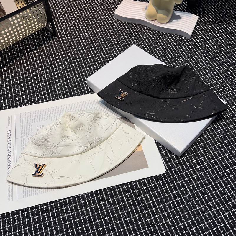 LV hat (6)